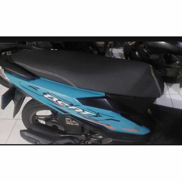 Cover Jok Motor Polos Anti Cakaran Kucing – Praktis Langsung Pasang!