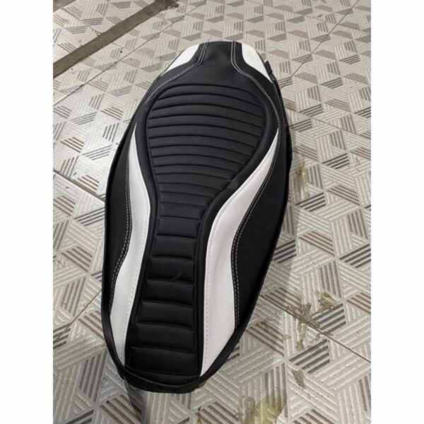 COVER KULIT JOK MOTOR LIPAN STAPLES SCOOPY NMAX VARIO MODEL CAFERACER.