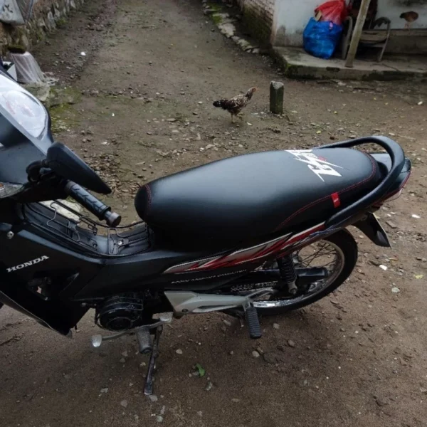 Kulit Jok Motor ESR Tinggal pasang (Eat sleep Race) For Vario Aerox Jupiter