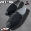 Kulit Jok Motor Carbon 4D X Motif Tenun – Premium Anti Slip & Stylish Sporty