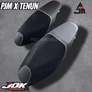 Kulit Jok Motor Carbon 4D X Motif Tenun – Premium Anti Slip & Stylish Sporty