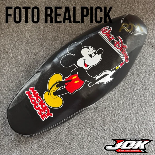 Cover Jok Motor Kartun Lucu – Labubu, Hello Kitty, Tayo | Langsung Pasang!