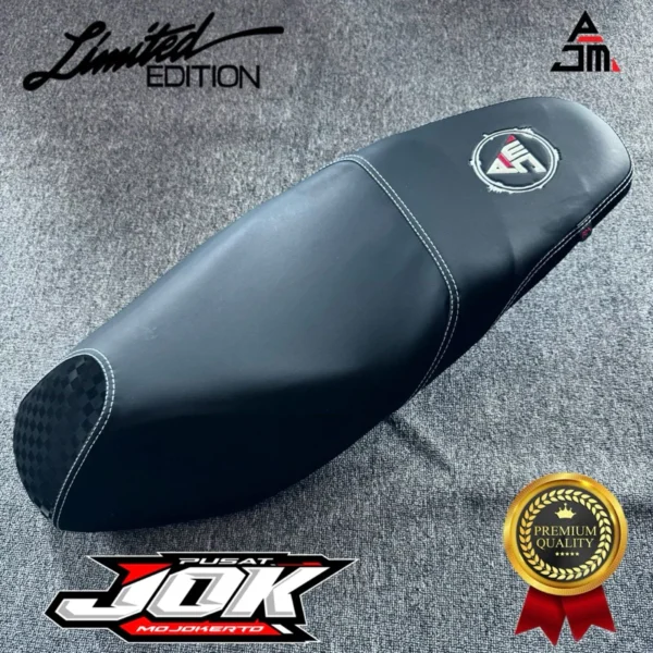 Cover Jok ʟᴀɴɢꜱᴜɴɢ ᴘᴀꜱᴀɴɢ Motor PJM X Carbon Catur Motot Vario beat Nmax PCX Supra X