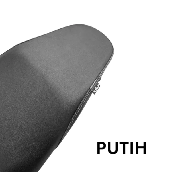 Cover Jok Motor Polos pelindung Cakaran Kucing – Praktis Langsung Pasang!